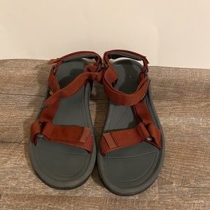 Teva Men’s Hurricane XL T2 Sandals